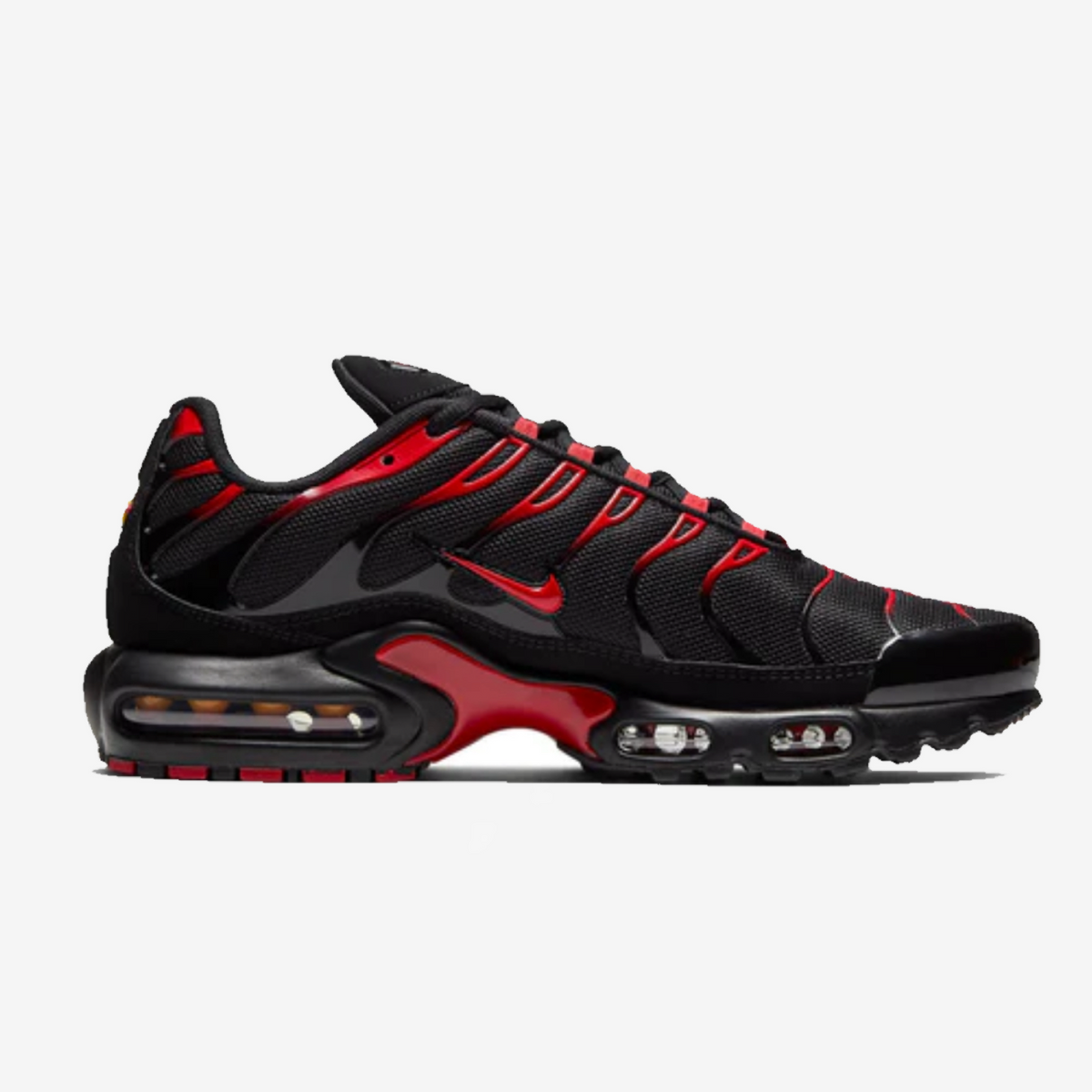 Nike Air Max Plus Bred - KICKSLOCKERS