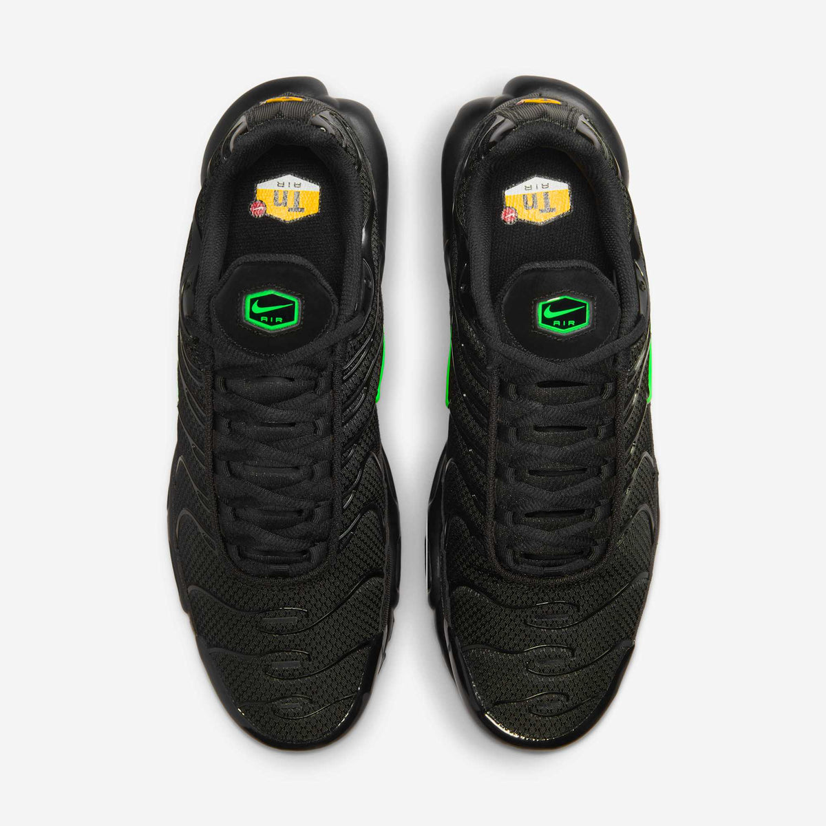 Nike Air Max Plus Black Green Strike